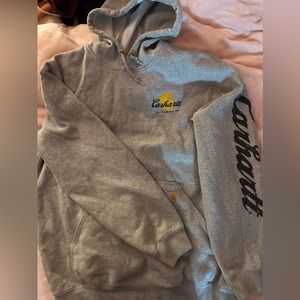 loose fit carhartt hoodie!